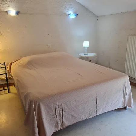 Chaleureux Au Bord D'un Ruisseau Avec Grand Jardin, Proche Metz Et Nancy - Fr-1-584-64 Holiday home *